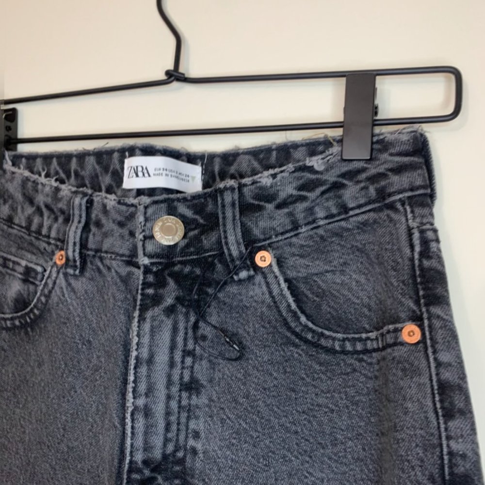 Zara Straight High Rise Jeans - Black